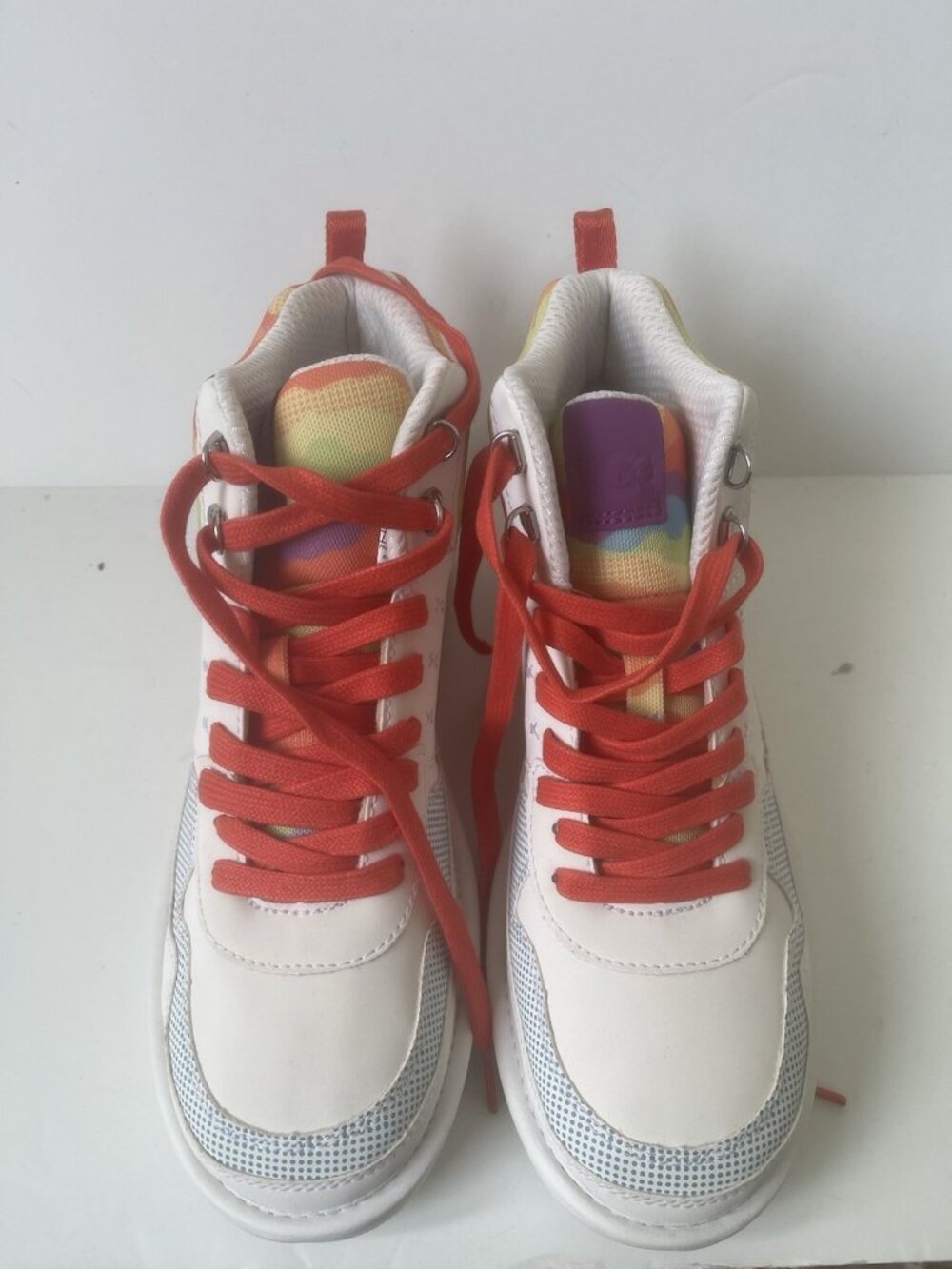 UGG Pride Highland Hi Cali Collage Sneakers Rainbow White Leather NWOB 9.5 - Picture 8 of 12